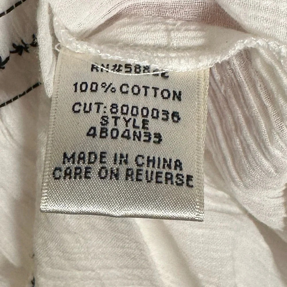 NWT off white & black embroidered Sophie Max top size small - Picture 4 of 5